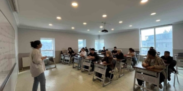 Esenyurt Belediyesinin açtığı YKS ve LGS kurslarına yoğun ilgi