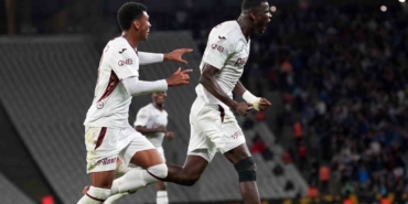 Trendyol Süper Lig: Fatih Karagümrük: 1 - Trabzonspor: 3 (İlk yarı)