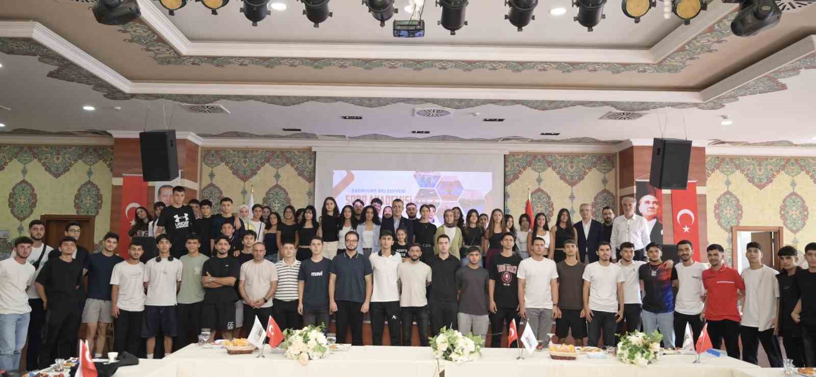 Esenyurt Belediyesi Spor Akademisi’nden büyük başarı