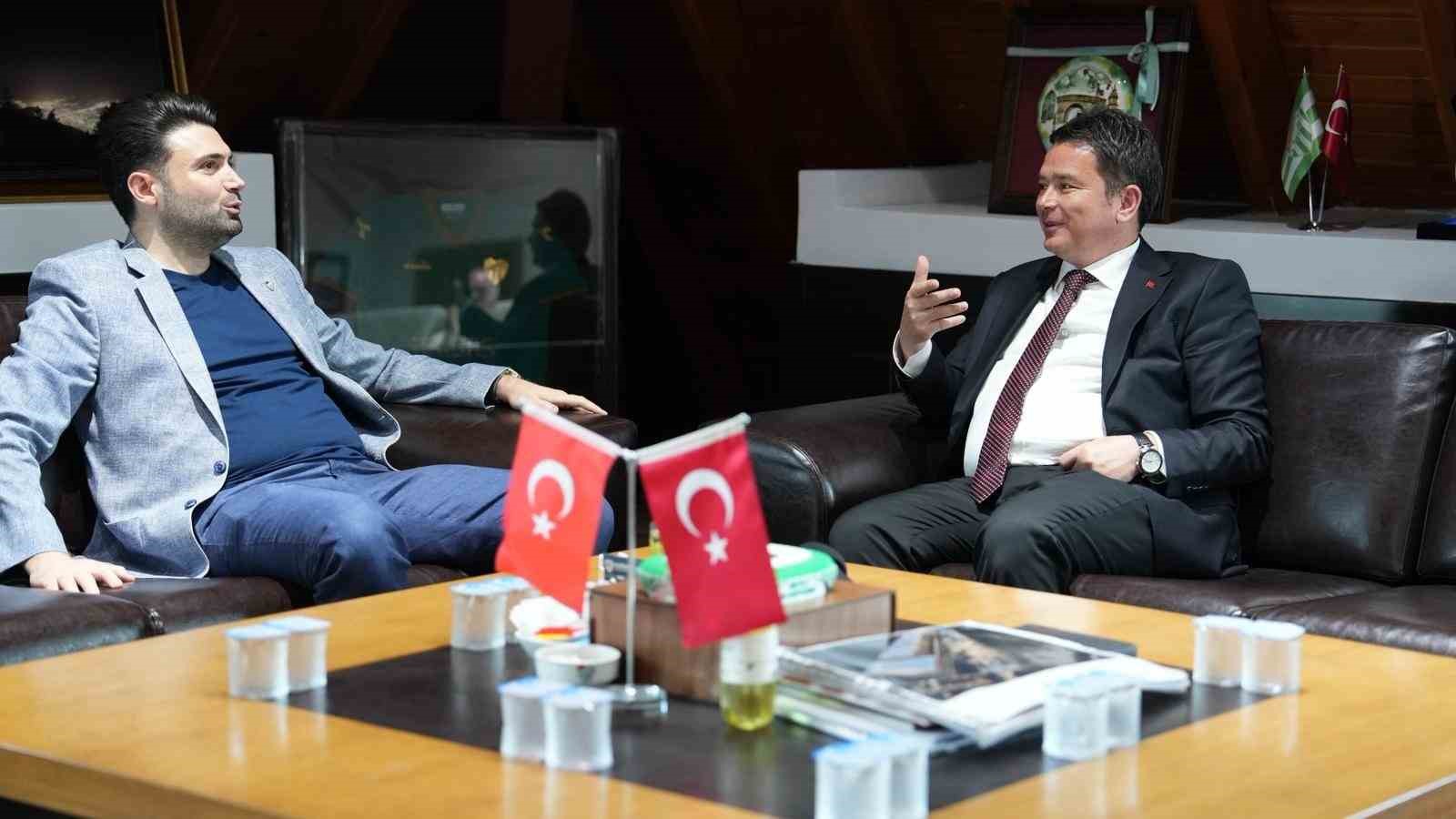 Başkan Erkan Aydın’dan Bursaspor’a ziyaret