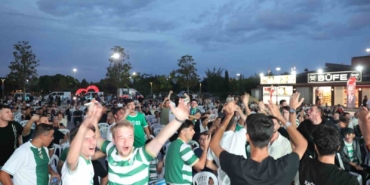 Milli heyecan ve Bursaspor maçı dev ekrana yansıdı