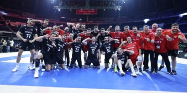 A Milli Erkek Voleybol takımı, namağlup son 16 turuna yükseldi
