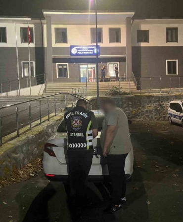 İstanbul’da trafiği birbirine katan 6 maganda kamerada