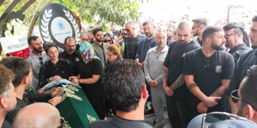 Güllü son yolculuğuna uğurlanıyor