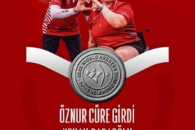 Okçulukta Makaralı Yay Karışık Takımı’ndan gümüş madalya