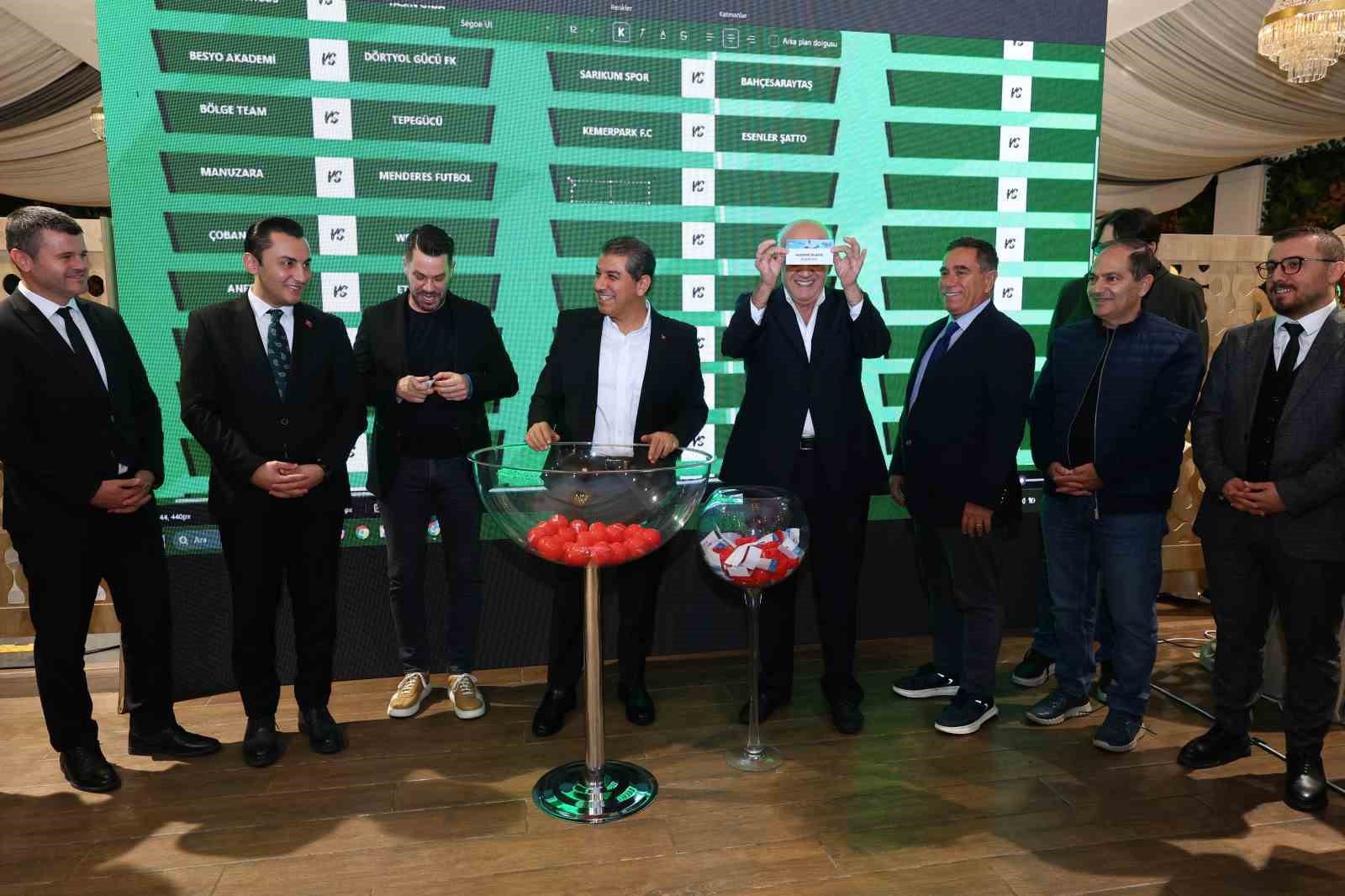 Esenler Sokak Ligi’nden Sabri Ugan’a vefa