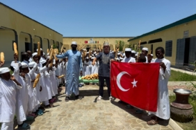 UKABDER gönüllülerinden Afrika’ya iyilik çıkartması