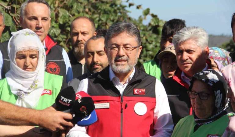 (Düzeltme) Bakan Yumaklı: "Alanya’da çıkan yangının enerjisi büyük oranda düşürüldü"