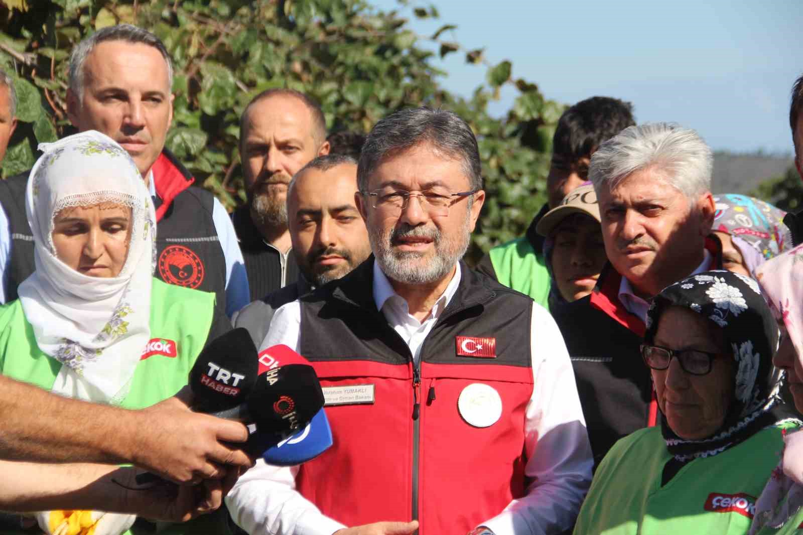 (Düzeltme) Bakan Yumaklı: "Alanya’da çıkan yangının enerjisi büyük oranda düşürüldü"