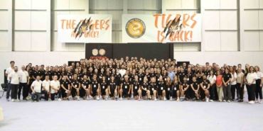 Eczacıbaşı, Geleceğe Smaç Buluşmaları’nı yeni salonunda yaptı