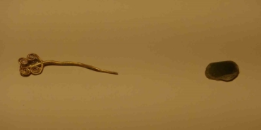 Troya’da 4 bin 500 yıllık altın broş ve yeşim taşı bulundu