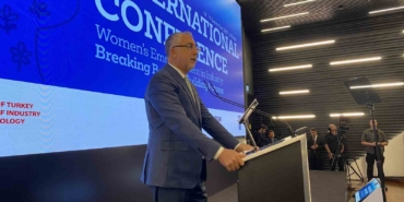 Bakan Işıkhan: "Kadınların hem çalışma hem de aile hayatlarını kolaylaştırıcı tedbirlere öncelik veriyoruz"