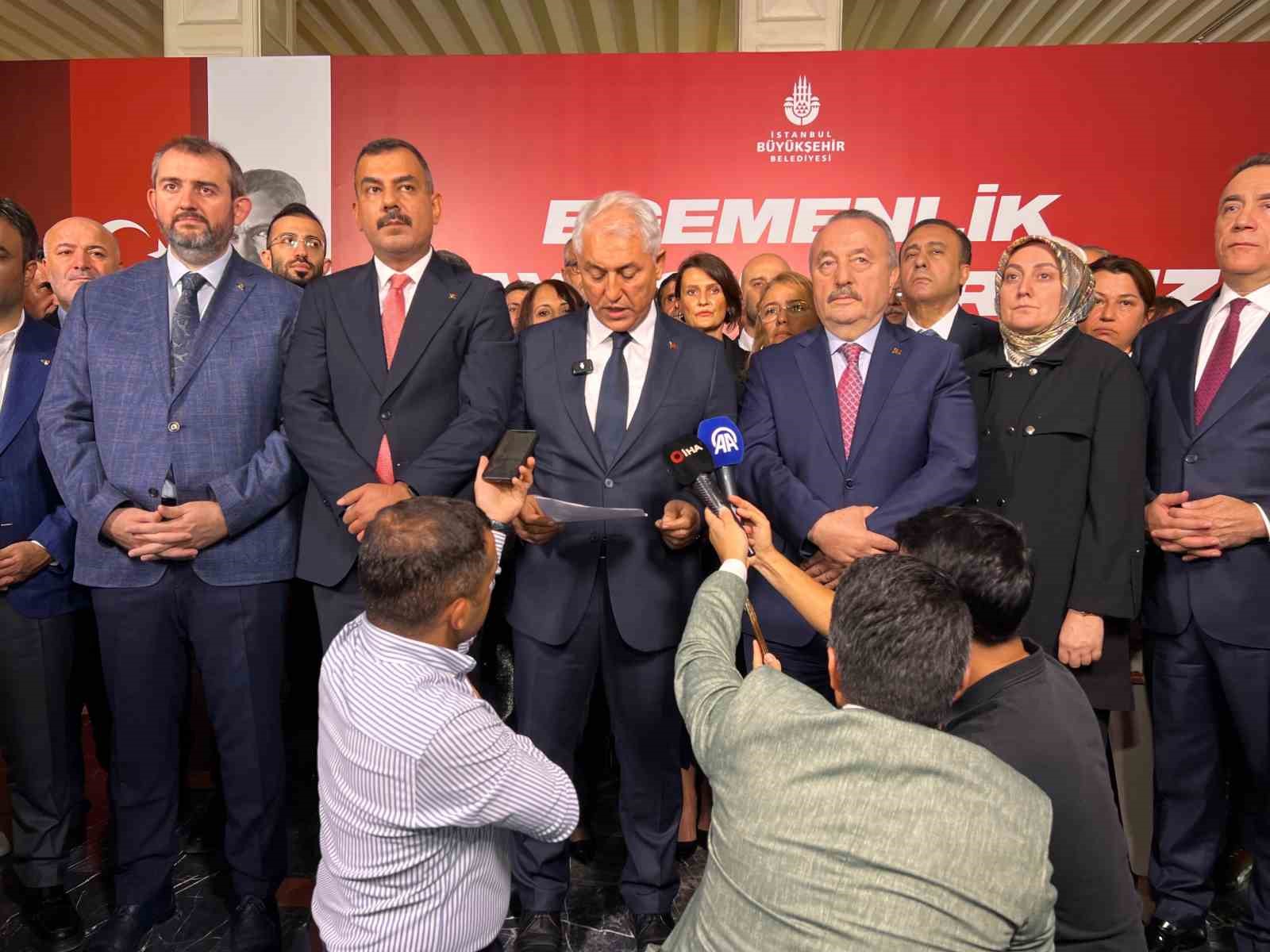 İBB AK Parti Grup Başkanvekili Gökkuş: "Siyasi kaygılar ve CHP grubunun iç çekişmeleri sebebiyle İstanbul Büyükşehir Meclisi’ni işlevsiz bırakmak, kapalı tutmak demokrasiye gölge düşürmektir"