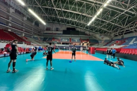 Osmangazi Belediyespor Fenerbahçe’nin düzenlediği turnuvada şampiyon oldu