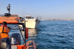 Ortaköy’de makine arazı nedeniyle sürüklenen tekne kurtarıldı