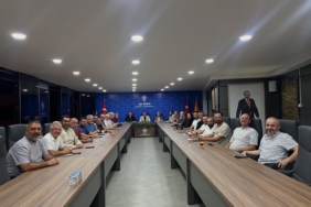 AK Parti’de haftalık yönetim kurulu toplantısını gerçekleştirdi