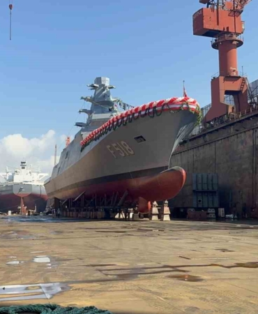 Yalova’da TCG İçel fırkateyni suya indirildi