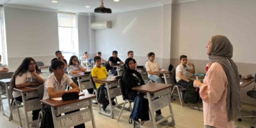 İBB’nin atıl halde bıraktığı merkezde bin 500 öğrenci ders başı yaptı