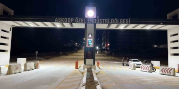 Arnavutköy’de korkutan yangın