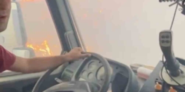 Orman yangınında mahsur kalan orman işçileri o anları görüntüledi