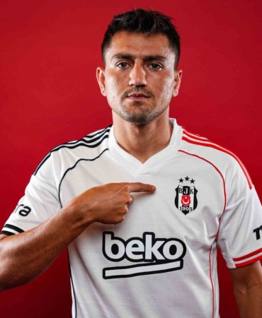 Cengiz Ünder: "Bir an önce sahada olmak istiyorum"