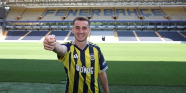 Kerem Aktürkoğlu, Fenerbahçe ile 4 yıllık sözleşme imzaladı