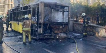 Ümraniye’de İETT otobüsü alev alev yandı