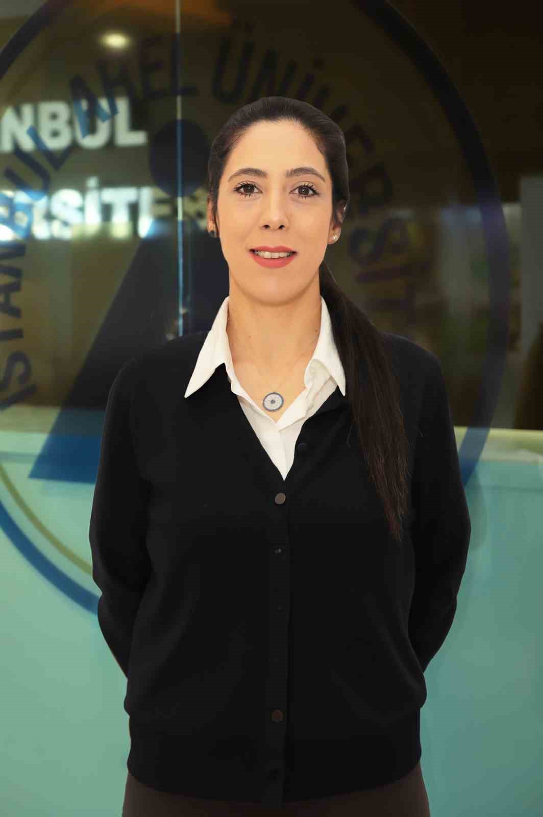 Doç. Dr. Karatepe: "Kadınların haklarını bilmesi, iş hayatına katılımlarını artırır"