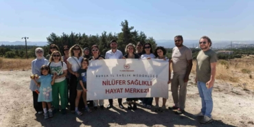 Sigarayı bırakan vatandaşlar fidan dikimi gerçekleştirdi