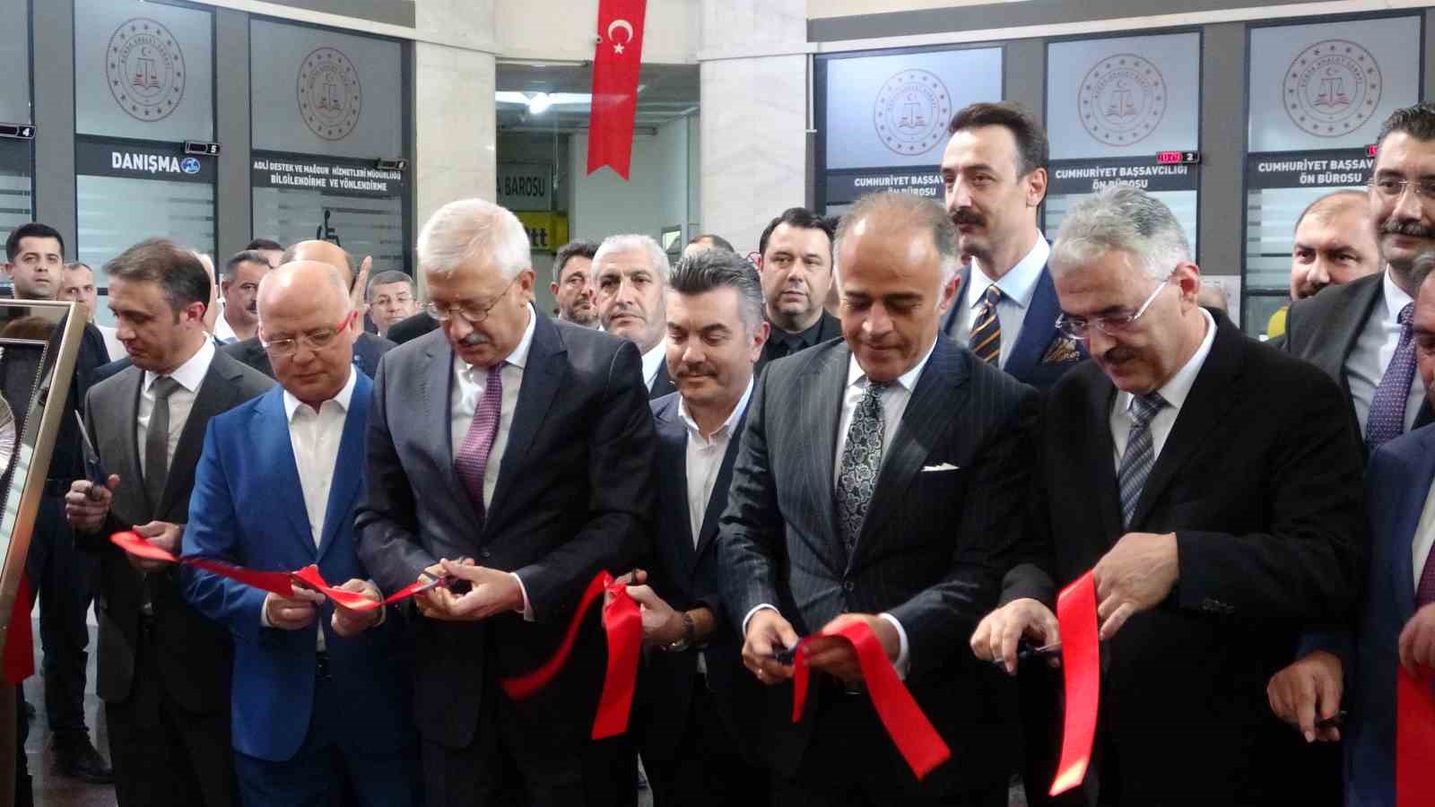 Bursa’da yükümlülerin el becerileri sergilendi