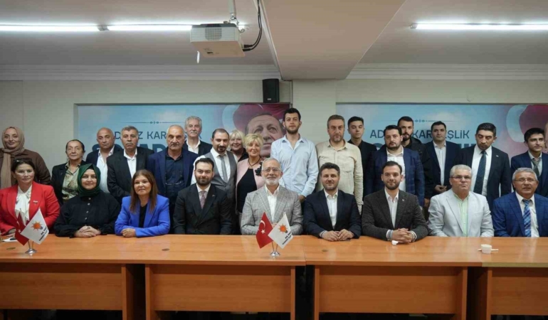AK Parti Grup Başkanvekili Bahadır Nahit Yenişehirlioğlu: "AK Parti, milletin kurduğu bir partidir"