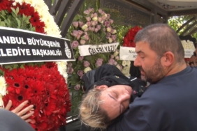 Arabesk müziğin usta ismi Güllü’nün kızı cenaze töreninde fenalık geçirdi