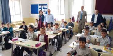 Bozüyük Kaymakamı Adem Öztürk Saffet Şeker İlkokulu’na ziyaret etti