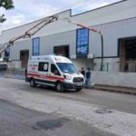 Kocaeli’de fabrika inşaatında akıma kapılan işçi ağır yaralandı