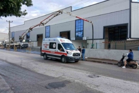 Kocaeli’de fabrika inşaatında akıma kapılan işçi ağır yaralandı