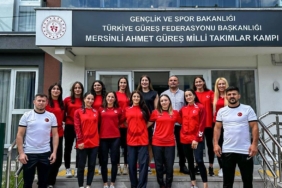 Kadın Güreş Milli Takımı, Dünya Şampiyonası’na uğurlandı