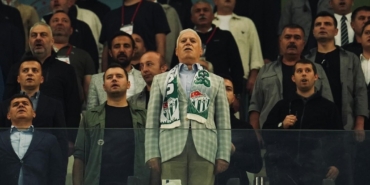Mustafa Bozbey: "Her zaman yanındayız Bursaspor’umuz"