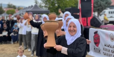 Pazaryeri’nde toprağın sanata dönüştüğü festival