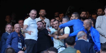 Fenerbahçe seçiminde tribünlerde gerginlik