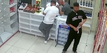 Arnavutköy’de pes dedirten hırsızlık: İçeceği eşofmanına gizleyip çaldı