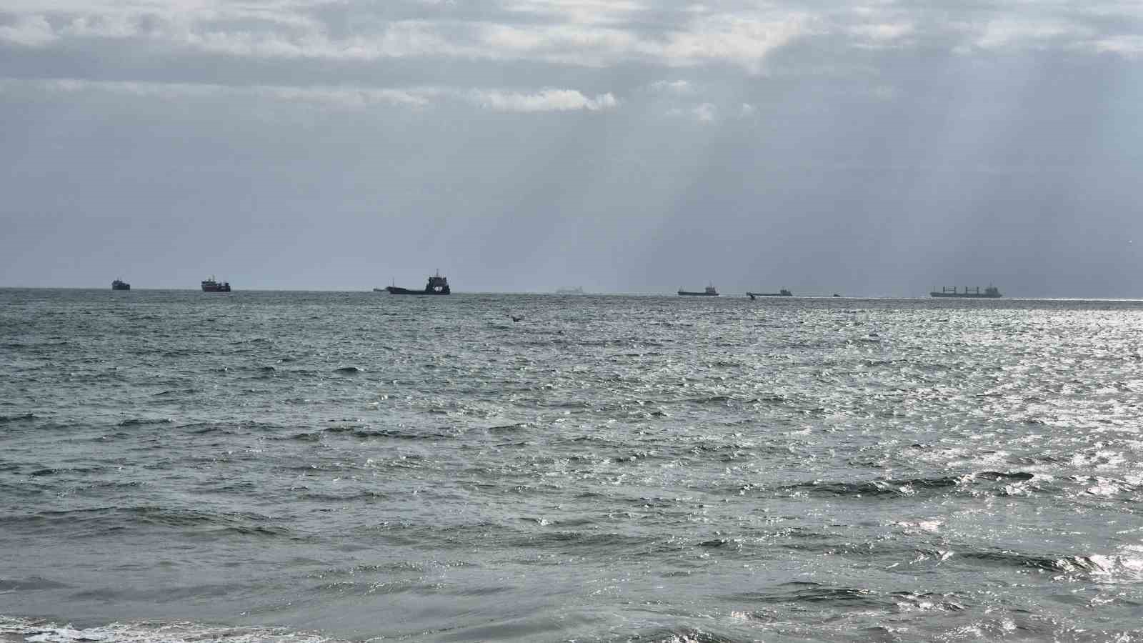 Marmara’da deniz ulaşımına Poyraz engeli