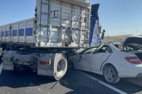 Emniyet kemeri sayesinde kazadan sağ salim kurtuldu