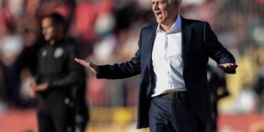 Mourinho, Benfica ile ilk maçına çıktı