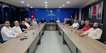 AK Parti heyetinde yol haritası belirlendi