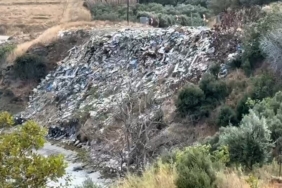 Bu köyde ne ararsan var: Sanayi atığı, kanalizasyon, çöp..