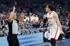 A Milli Erkek Basketbol Takımı, Avrupa ikincisi oldu