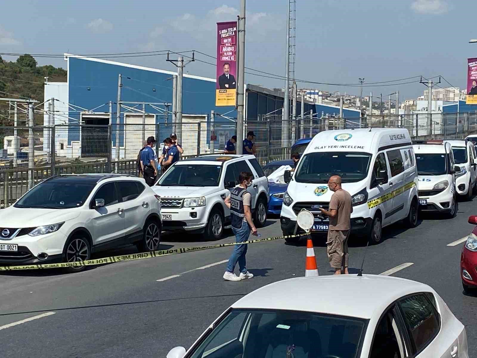 Marmaray istasyonu önünde şok eden olay