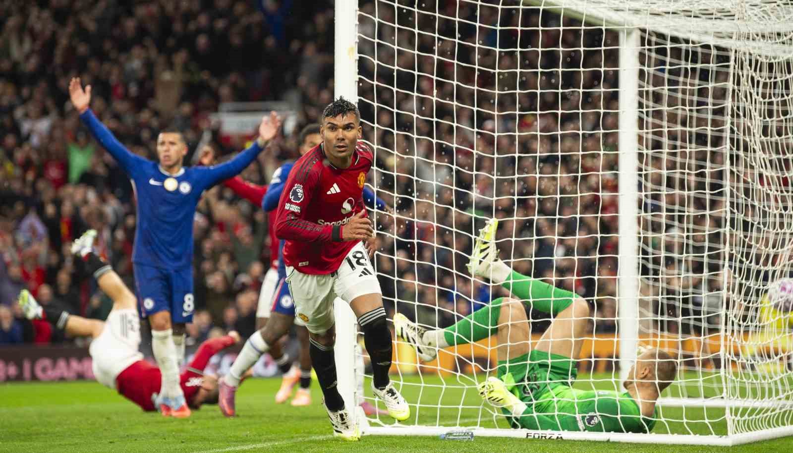 Manchester United, Chelsea’yi 2-1 mağlup etti