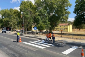 Kırklareli’nde yaya önceliği denetimi: Yaya çizgileri boyandı