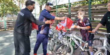 Esenyurt Belediyesi’nden çocuklara Kış Spor Okullarında bisiklet eğitimi